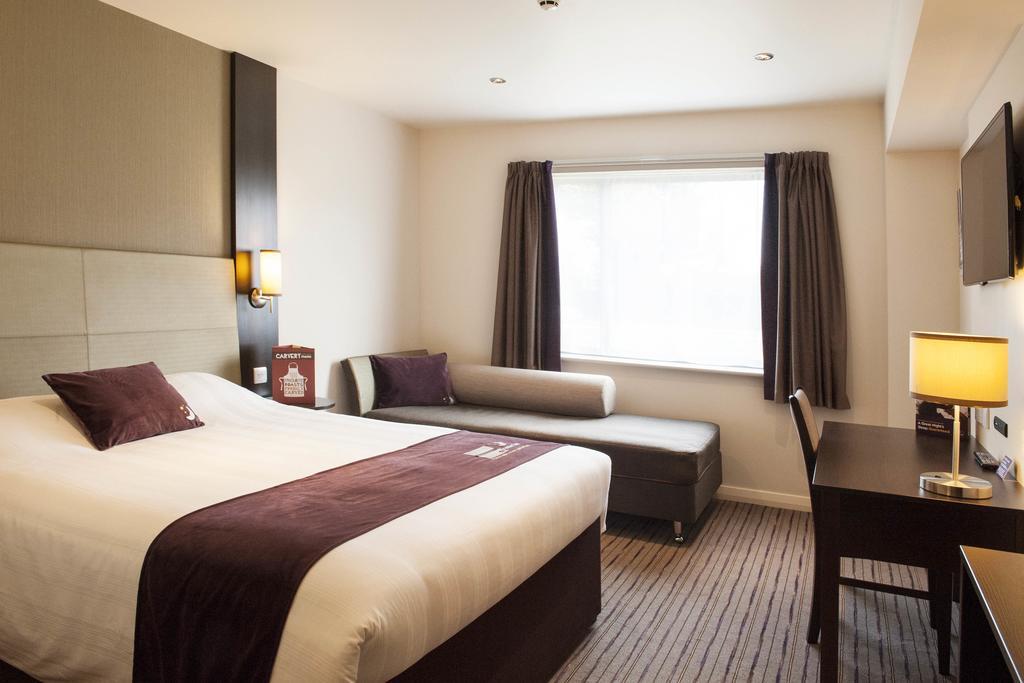Premier Inn Harlow Kültér fotó