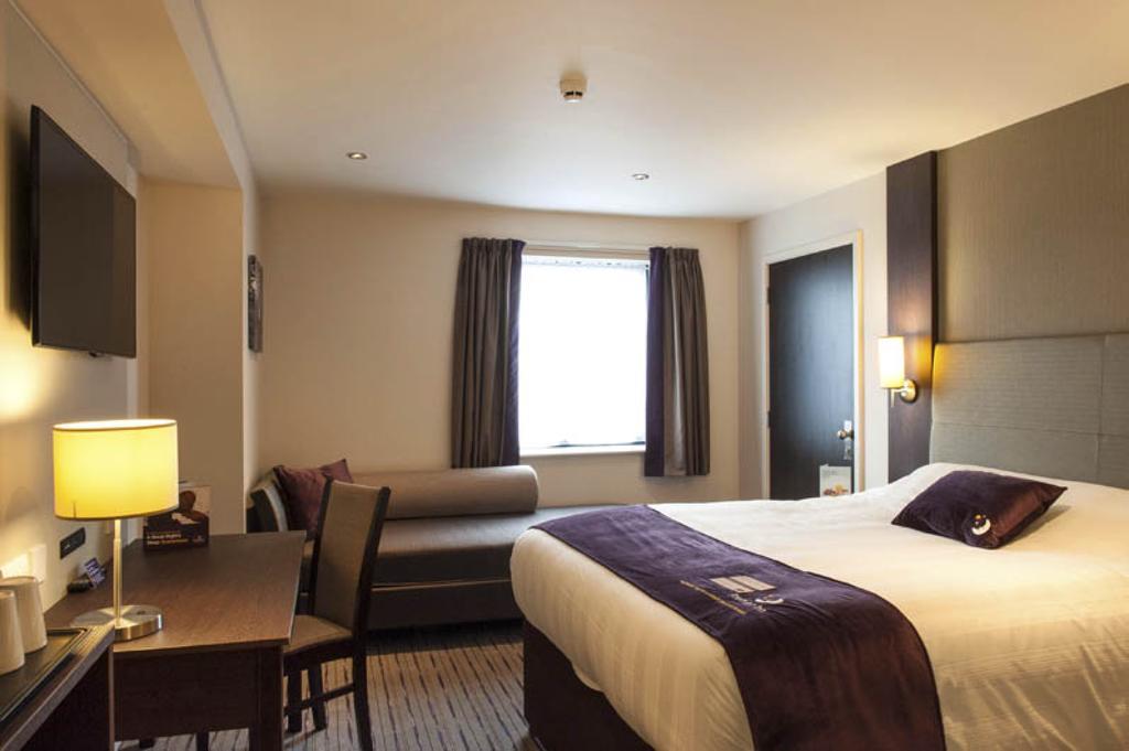 Premier Inn Harlow Szoba fotó