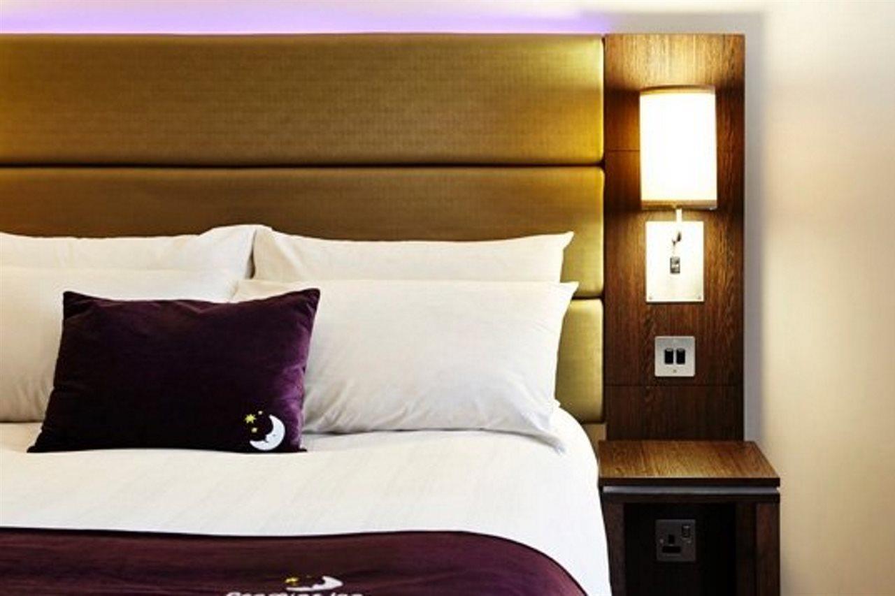 Premier Inn Harlow Kültér fotó